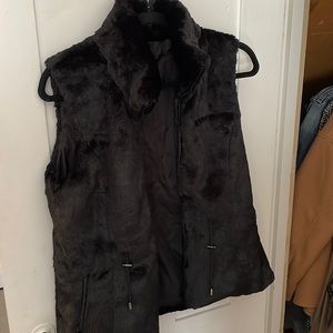 Reversible black vest